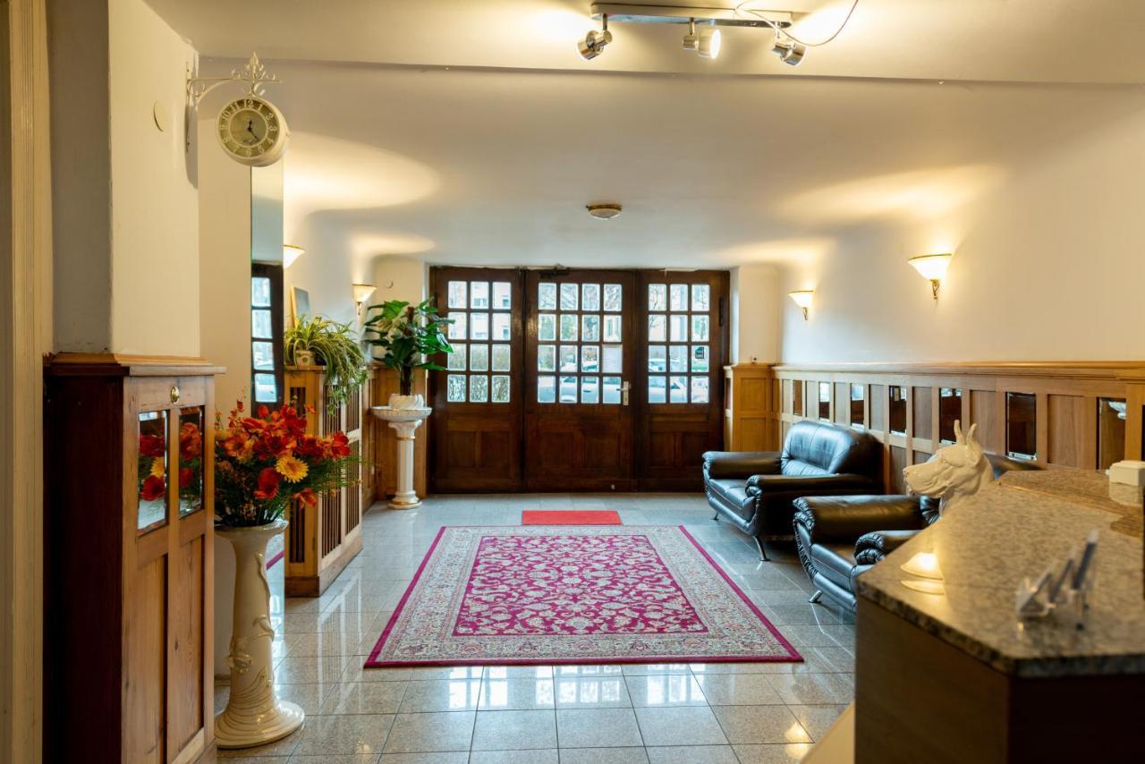 Hotel Pension Dahlem, Berlin